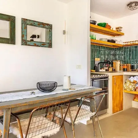 Designer Loft With Large Sunny Terrace Apartmán