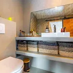 Designer Loft With Large Sunny Terrace Appartement Parijs