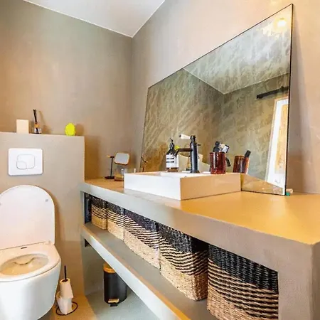 Appartamento Designer Loft With Large Sunny Terrace
