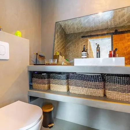 Designer Loft With Large Sunny Terrace Appartamento Parigi