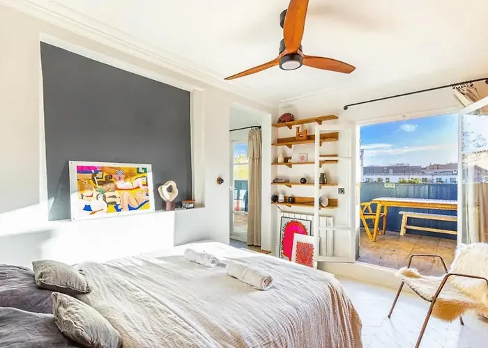 Designer Loft With Large Sunny Terrace