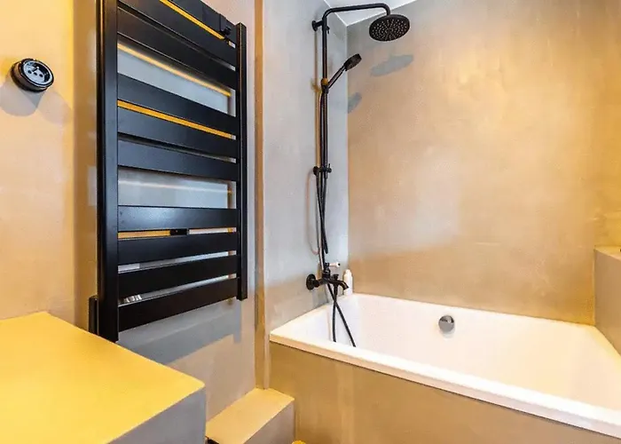 Designer Loft With Large Sunny Terrace 파리